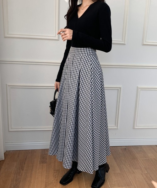 ECLIN(エクラン)の「マキシ丈ギンガムチェックフレアスカート(スカート・レディース・ブラック/グリーン/ネイビー・S/M)」の21枚目の写真