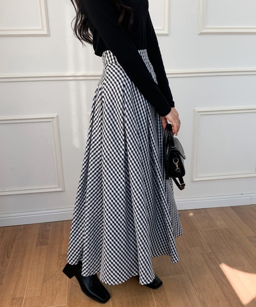 ECLIN(エクラン)の「マキシ丈ギンガムチェックフレアスカート(スカート・レディース・ブラック/グリーン/ネイビー・S/M)」の20枚目の写真