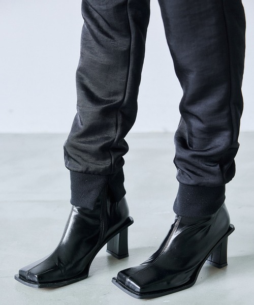 casane(カサネ)の「ハイウエストパラシュートパンツ(その他パンツ・レディース・グレー/ブラック・1/2)」の21枚目の写真