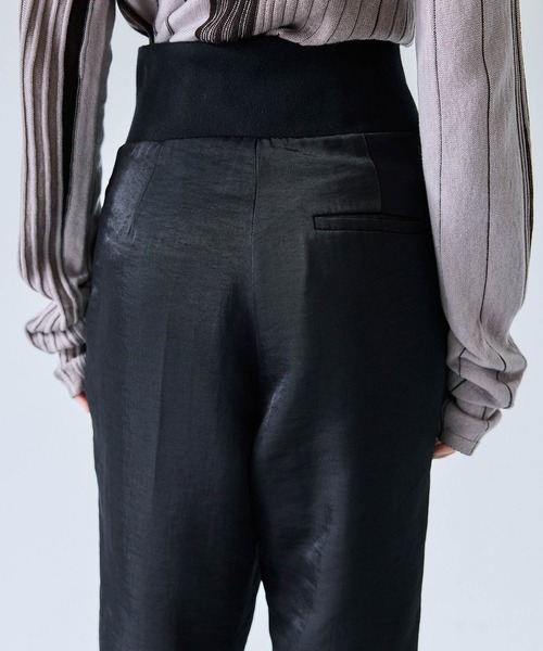 casane(カサネ)の「ハイウエストパラシュートパンツ(その他パンツ・レディース・グレー/ブラック・1/2)」の20枚目の写真