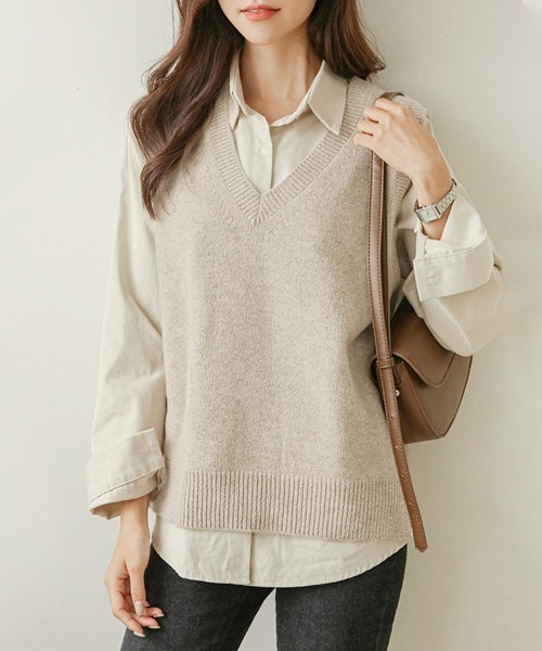 Doux Belle（ドゥーベル）の「シンプルVネックニットベスト（ベスト・レディース・ベージュ/ブラウン/グレー/ブラック/オートミール・MEDIUM/LARGE/X-LARGE/SMALL）」の5枚目の写真