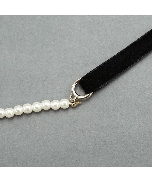flower（フラワー）の「クラシカルパールネックレス（ネックレス・レディース・ブラック・FREE）」の2枚目の写真