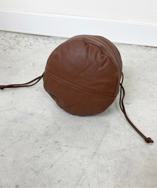 StyleSea(スタイルシー)の「ミニ巾着ポーチバッグ(ハンドバッグ・レディース・ブラウン/ブラック/アイボリー・FREE)」の5枚目の写真