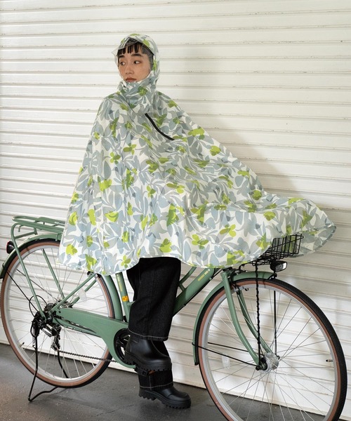 Wpc.（ダブリュピーシー）の「チャリーポンポン（レインコート/ポンチョ・レディース・ホワイト系その他/グレー系その他/ホワイト系その他2/ピンク系その他/ネイビー×ホワイト/ネイビー/ドット/ホワイト系その他3/ブラック系その他2/オフホワイト/ベージュ・FREE）」の16枚目の写真