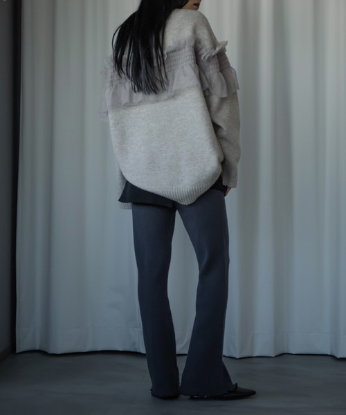 Ezick（エジック）の「Mellow flare leg ニットパンツ（その他パンツ・レディース・ブラック/グレー・FREE）」の7枚目の写真