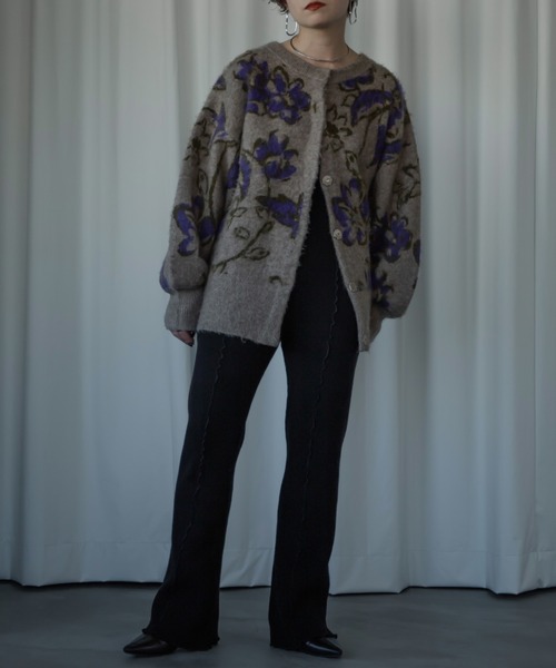 Ezick（エジック）の「Mellow flare leg ニットパンツ（その他パンツ・レディース・ブラック/グレー・FREE）」の13枚目の写真