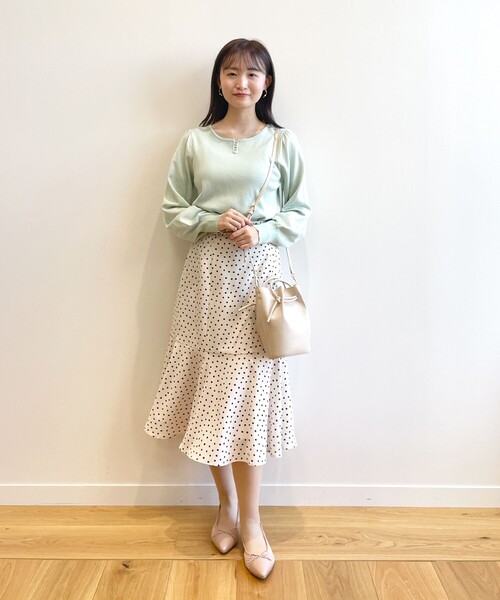 index（インデックス）の「◆フェイクパールニット【洗濯機洗い可】（ニット/セーター・レディース・ライトグレー/ネイビー/オフホワイト/ライトパープル/グリーン系・40/38/42/36）」の9枚目の写真