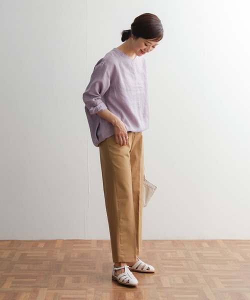 URBAN RESEARCH DOORS(アーバンリサーチドアーズ)の「リネンバックタックシャツ(シャツ/ブラウス・レディース・グリーン系その他/ホワイト/パープル/ネイビー・MEDIUM)」の12枚目の写真