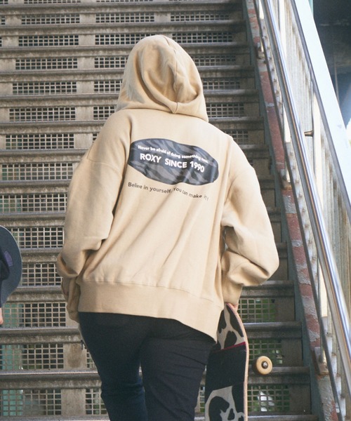 ROXY（ロキシー）の「ROXY SINCE1990 ZIP/ロキシーバックプリントジップアップパーカー（パーカー・レディース・グレー/ブラック/ベージュ・MEDIUM/LARGE）」の3枚目の写真