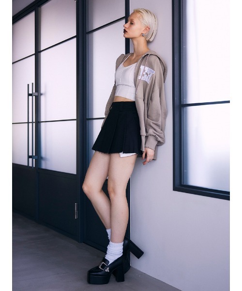 ENVYM（アンビー）の「Eロゴジップパーカー（パーカー・レディース・ブラック/ブルー/ベージュ/ホワイト・FREE）」の21枚目の写真