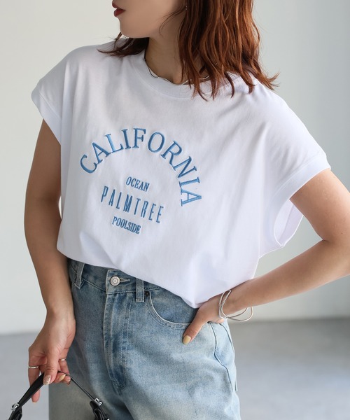 Riberry（リベリー）の「ロゴ刺繍フレンチTシャツ（Tシャツ/カットソー・レディース・チャコールグレー/ホワイト×グリーン/ホワイト×ブルー/ホワイト×グレー/ホワイト×ブラック/ホワイト×イエロー/ホワイト×ピンク・FREE）」の11枚目の写真