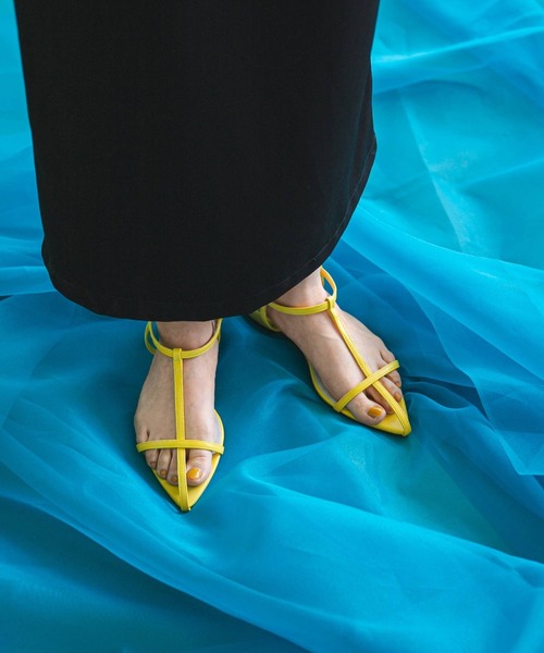 bohmal（ボマール）の「ポインテッドトゥTストラップサンダル（サンダル・レディース・ブラック/シルバー/イエロー・23.0cm/23.5cm/24.0cm/24.5cm）」の18枚目の写真