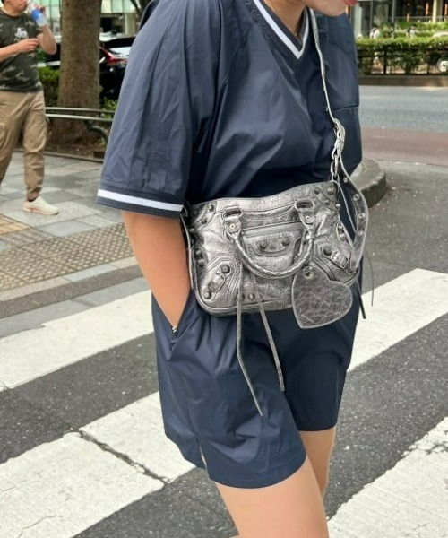 WONEM(ウォンエム)の「frostedラインミニワンピース(ワンピース・レディース・カーキ/ネイビー・FREE)」の21枚目の写真