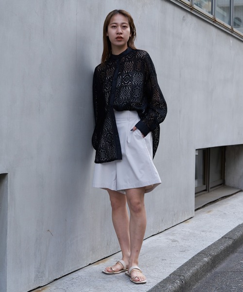 COLONY 2139(コロニートゥーワンスリーナイン)の「チェーントングサンダル(サンダル・レディース・オフホワイト/ブラック・SMALL/LARGE/MEDIUM)」の4枚目の写真