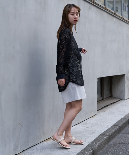 COLONY 2139(コロニートゥーワンスリーナイン)の「チェーントングサンダル(サンダル・レディース・オフホワイト/ブラック・SMALL/LARGE/MEDIUM)」の19枚目の写真