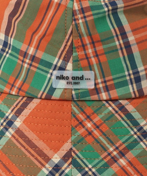 niko and...（ニコアンド）の「オリジナルアソートバケットハット（ハット・レディース・ブラック/アイボリー/オレンジ・FREE）」の5枚目の写真