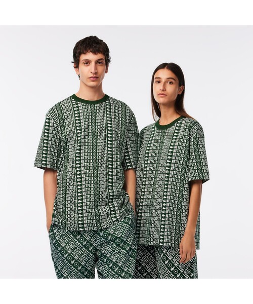 LACOSTE(ラコステ)の「『Lacoste x Netflix』 総柄Tシャツ(Tシャツ/カットソー・メンズ・レッド/グリーン・L/M/S/XL)」の2枚目の写真