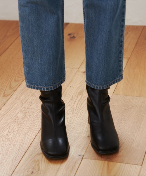 ANGIE（アンジー）の「スクエアトゥストレッチブーツ（ブーツ・レディース・アイボリー/ブラック・MEDIUM/LARGE/X-LARGE）」の15枚目の写真