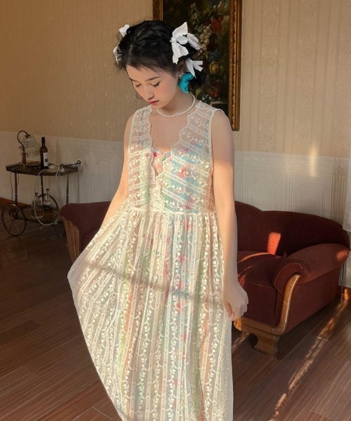 ルーマニア刺繍スモックドレススモックワンピース真鍮