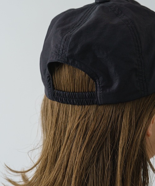 earthy（アーシー）の「【撥水】レザーナイロンキャップ（キャップ・レディース・ブラック/ブラウン・ONE SIZE）」の5枚目の写真