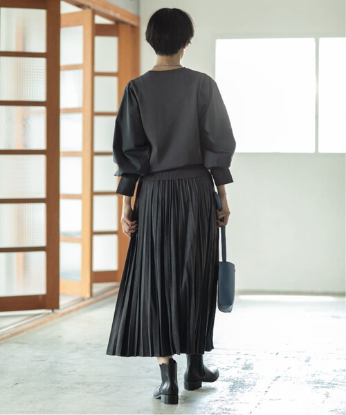 OPAQUE.CLIP(オペークドットクリップ)の「◆5color/フェイクスエード イージープリーツスカート【洗濯機洗い可】(スカート・レディース・チャコールグレー/ライトグレー/オフホワイト/ボルドー/ライトブルー・42/38/40)」の16枚目の写真