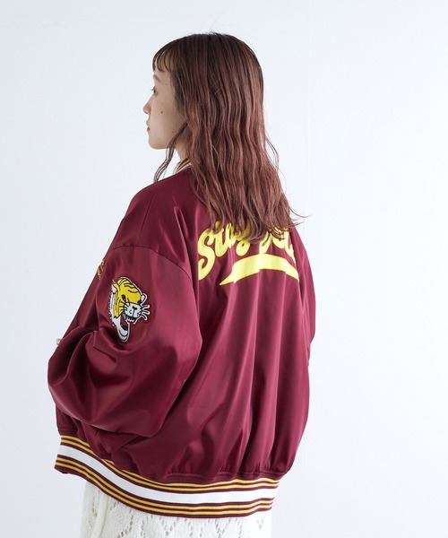 w closet（ダブルクローゼット）の「タイガー刺繍スタジャン（スタジャン・レディース・ボルドー/ブルー・FREE）」の7枚目の写真