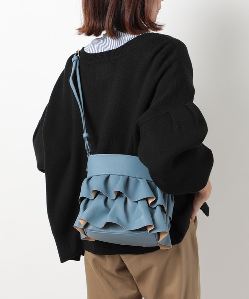 MIAN （ミアン）の「【MIAN】フェイクレザーフェミニンショルダーバッグ 2231-239-1（ショルダーバッグ・レディース・グレイッシュベージュ/ブルー/ブラック・FREE）」の21枚目の写真