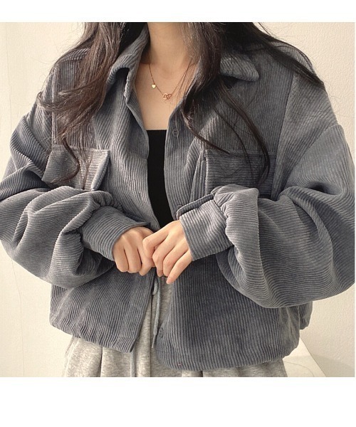 SHEENA(シーナ)の「ボリュームスリーブクロップド丈コーデュロイシャツ(シャツ/ブラウス・レディース・ブラック/グレー/ブラウン・M)」の7枚目の写真