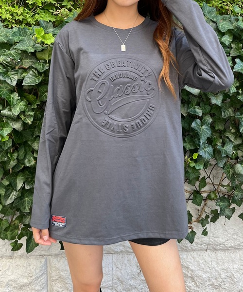 GLAMOROUS JANE(グラマラスジェーン)の「CLASSICエンボスロンT(Tシャツ/カットソー・レディース・杢グレー/チャコールグレー/ブラック/ホワイト/ベージュ・FREE)」の2枚目の写真
