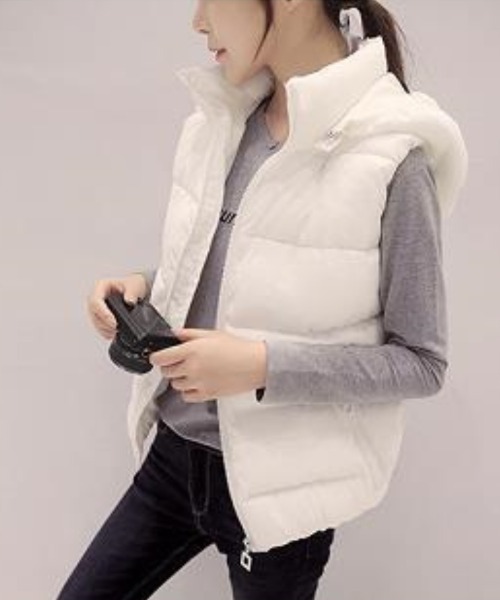 Ritzy(リッツィー)の「2WAY フード脱着 エコダウンベスト(ダウンベスト・レディース・カーキ/ホワイト/ピンク/ブラック・L/M)」の17枚目の写真