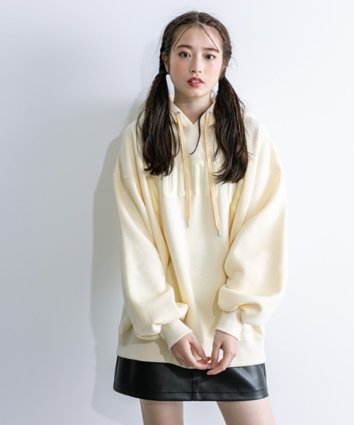 OLIVE des OLIVE（オリーブデオリーブ）の「ラメプリントチュニックパーカー　1032060220（パーカー・レディース・イエロー/チャコールグレー/オフホワイト/ブラック/サックスブルー・FREE）」の13枚目の写真