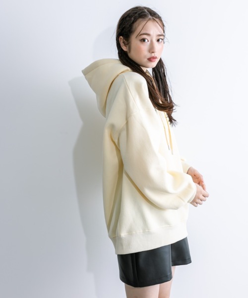 OLIVE des OLIVE（オリーブデオリーブ）の「ラメプリントチュニックパーカー　1032060220（パーカー・レディース・イエロー/チャコールグレー/オフホワイト/ブラック/サックスブルー・FREE）」の14枚目の写真