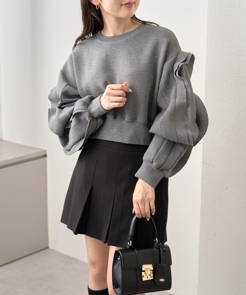 現行美品　メゾン ド ドルチェ　ソフトヴェレPO　袖フリル　ポンチョ　F　黒 現行美品 メゾン ド ドルチェ ソフトヴェレPO 袖フリル ポンチョ