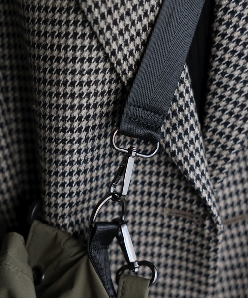 GUSCIO(グッシオ)の「【グッシオベーシック】フリルショルダーバッグ 2WAY 巾着(ショルダーバッグ・レディース・ベージュ/カーキ/ブラック・FREE)」の16枚目の写真