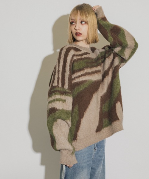 casane(カサネ)の「ヘアリースパイラルニット(ニット/セーター・レディース・ベージュ/グレー・FREE)」の18枚目の写真