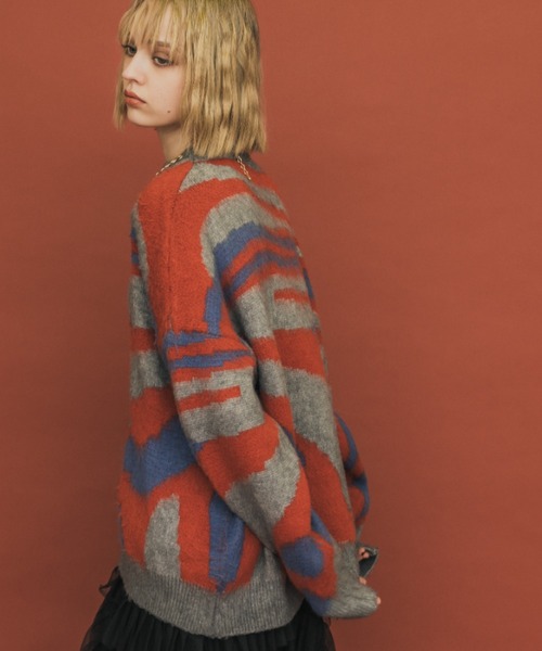 casane(カサネ)の「ヘアリースパイラルニット(ニット/セーター・レディース・ベージュ/グレー・FREE)」の11枚目の写真