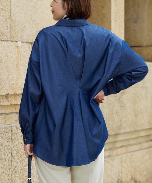 Chez toi（シェトワ）の「BACKタックフレアSHチュニック（シャツ/ブラウス・レディース・オフホワイト/ネイビー/ブラック・FREE）」の4枚目の写真