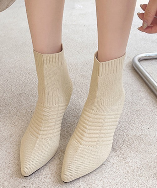 Miniministore(ミニミニストア)の「ニットソックスブーツ ポインテッドトゥ(ブーツ・レディース・ライトベージュ/ブラック・22.5cm/23.0cm/24.5cm/24.0cm/23.5cm)」の2枚目の写真