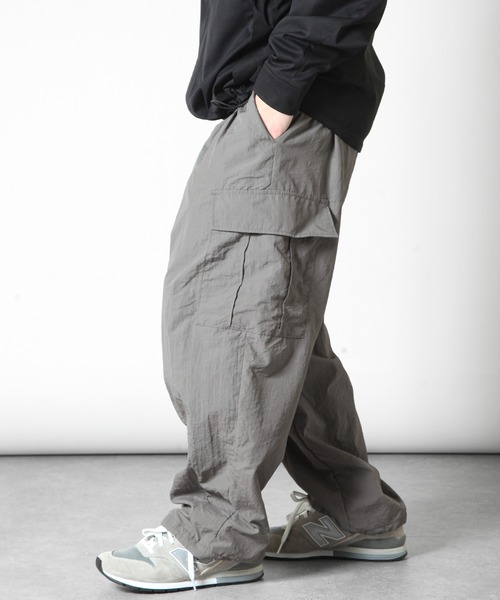 ROOT THREE(ルートスリー)の「【ROOT THREE】ナイロンテック 裏メッシュバルーンカーゴパンツ(カーゴパンツ・メンズ・カーキ/グレー/ベージュ/ブラック・MEDIUM/LARGE/X-LARGE)」の19枚目の写真