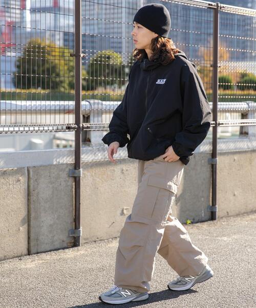 WEGO(ウィゴー)の「WEGO/ナイロンフードシェルブルゾン(ブルゾン・メンズ・ブラック/ダークグレー・MEDIUM/LARGE)」の3枚目の写真