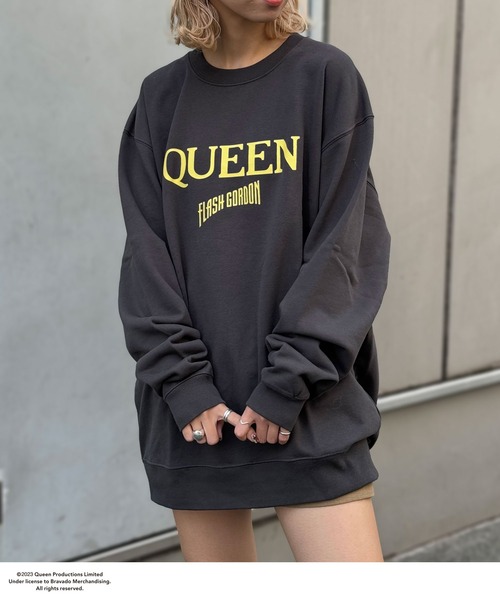 CIAOPANIC(チャオパニック)の「【ユニセックス】【QUEEN/クイーン】ロゴヴィンテージ加工ロックスウェット(スウェット・レディース・チャコールグレー・FREE)」の3枚目の写真