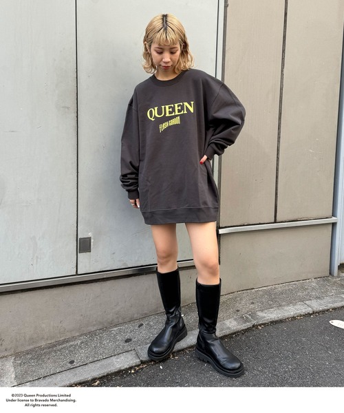 CIAOPANIC(チャオパニック)の「【ユニセックス】【QUEEN/クイーン】ロゴヴィンテージ加工ロックスウェット(スウェット・レディース・チャコールグレー・FREE)」の6枚目の写真