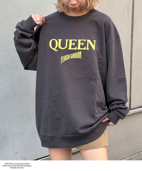 CIAOPANIC(チャオパニック)の「【ユニセックス】【QUEEN/クイーン】ロゴヴィンテージ加工ロックスウェット(スウェット・レディース・チャコールグレー・FREE)」の2枚目の写真
