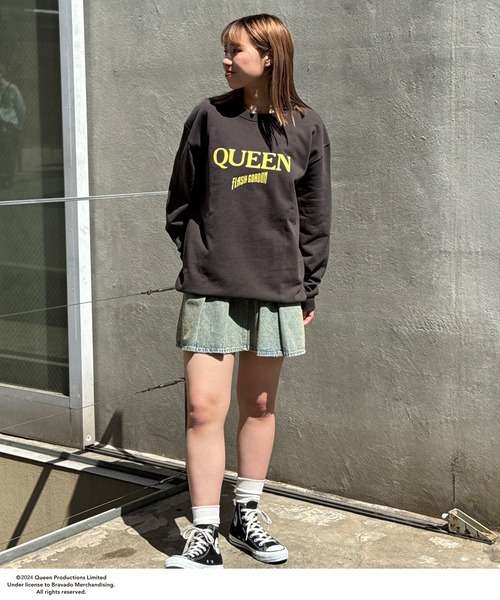 CIAOPANIC(チャオパニック)の「【ユニセックス】【QUEEN/クイーン】ロゴヴィンテージ加工ロックスウェット(スウェット・レディース・チャコールグレー・FREE)」の16枚目の写真