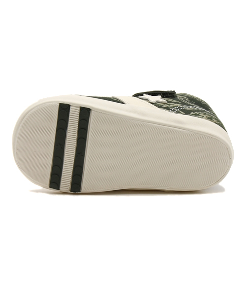 SHIPS（シップス）の「CONVERSE:BABY CHEVRONSTAR（スニーカー・キッズ・オレンジ/グリーン・12/13/14）」の11枚目の写真