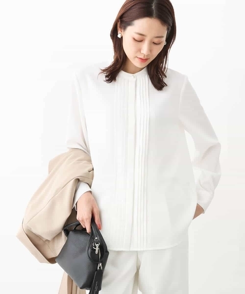 MK MICHEL KLEIN（エムケーミッシェルクラン）の「ピンタックデザインブラウス/洗える（シャツ/ブラウス・レディース・ネイビー/ホワイト・38）」の3枚目の写真