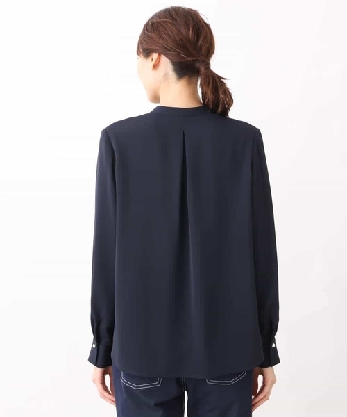 MK MICHEL KLEIN（エムケーミッシェルクラン）の「ピンタックデザインブラウス/洗える（シャツ/ブラウス・レディース・ネイビー/ホワイト・38）」の20枚目の写真