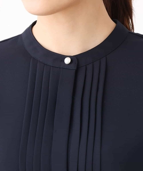 MK MICHEL KLEIN（エムケーミッシェルクラン）の「ピンタックデザインブラウス/洗える（シャツ/ブラウス・レディース・ネイビー/ホワイト・38）」の21枚目の写真