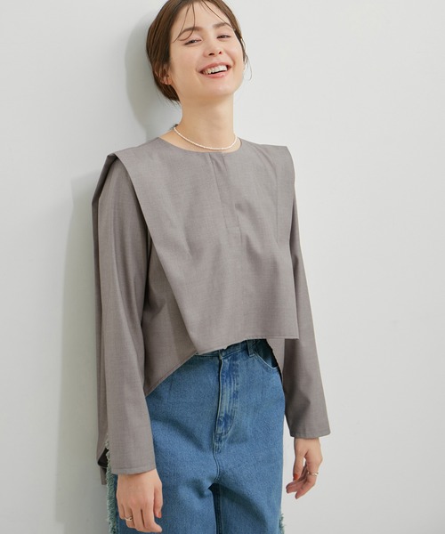 le cercle ADAM ET ROPE'(ルセルクルアダムエロペ)の「【セットアップ対応】2WAY ヘムタックブラウス(シャツ/ブラウス・レディース・グレー/ライトグレー/ネイビー・FREE)」の2枚目の写真