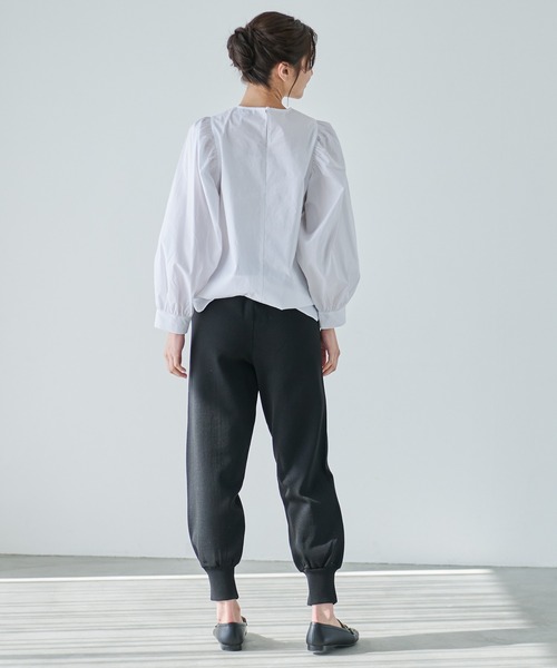 Arnold Palmer（アーノルドパーマー）の「ボリュームスリーブ ブラウス（シャツ/ブラウス・レディース・ホワイト/ブラック/ベージュ・L/M/S）」の11枚目の写真